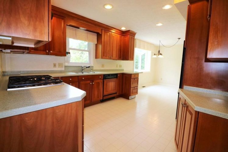 Kitchen, from the foyer/hallway